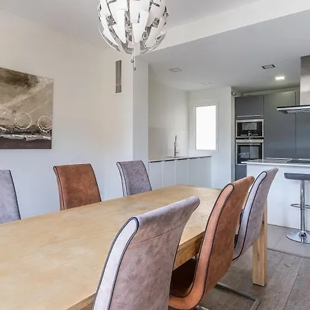 Rent Avenida Diagonal Apartmán *